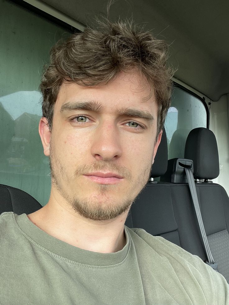 files/resena_foto_selfie_hombre.jpg
